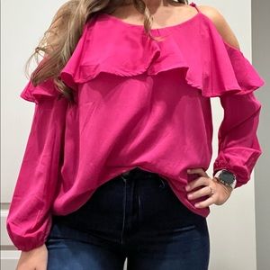 Cold shoulder : off the shoulder pink top